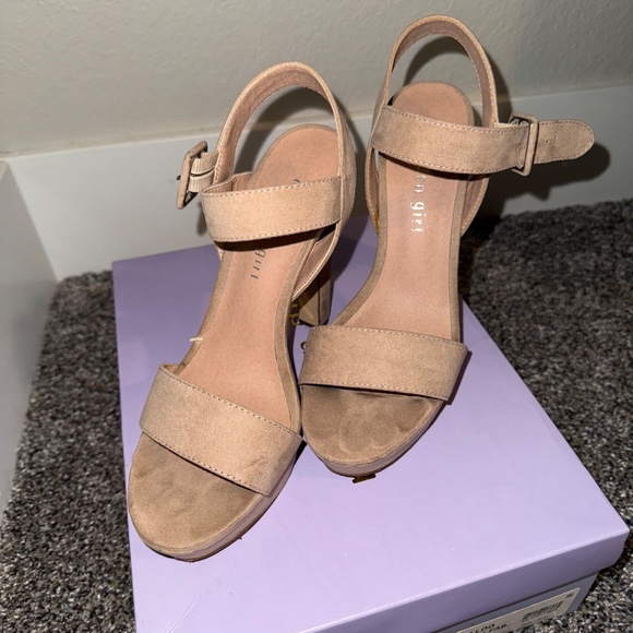 Platform beige heel 7 - Picture 2 of 4